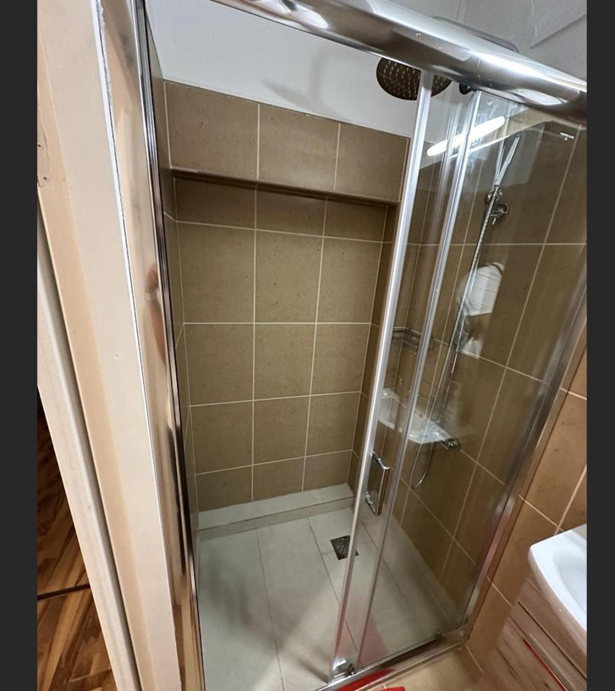 Modern Cozy Central Flat パトラ エクステリア 写真